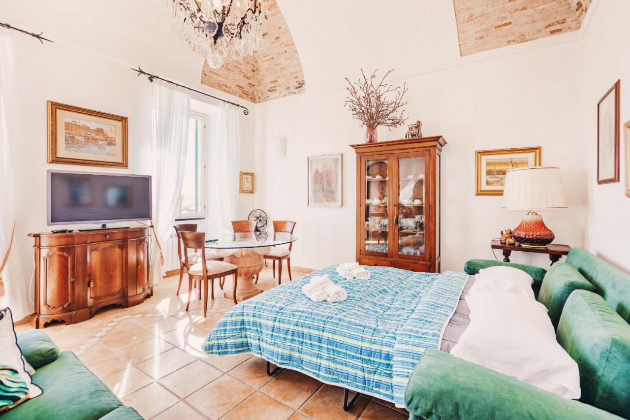Appartamento Fronte Mare A Ospedaletti By Wonderful Italy 외부 사진