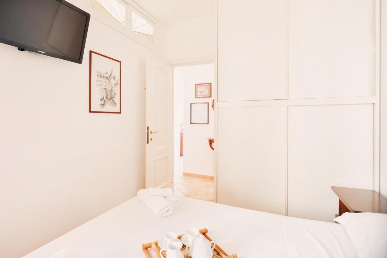 Appartamento Fronte Mare A Ospedaletti By Wonderful Italy 외부 사진
