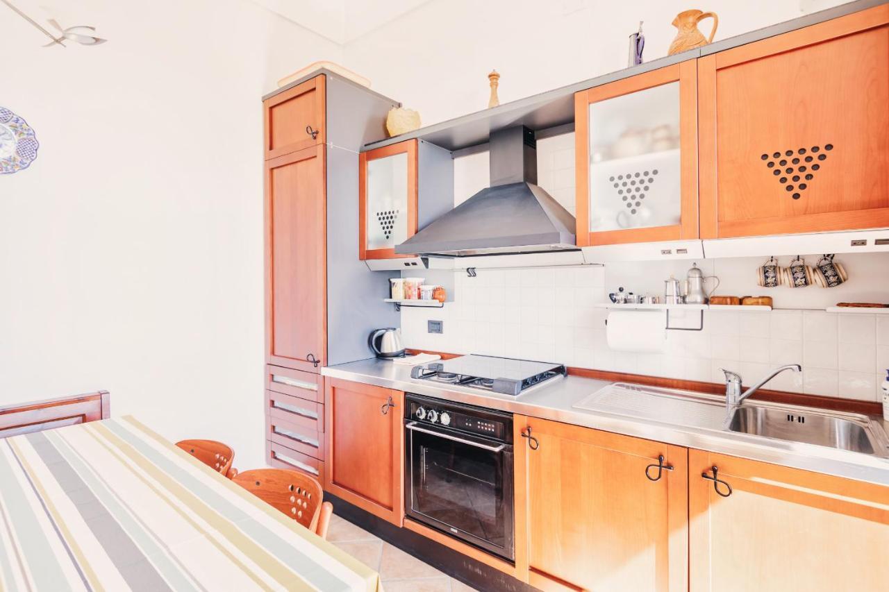 Appartamento Fronte Mare A Ospedaletti By Wonderful Italy 외부 사진