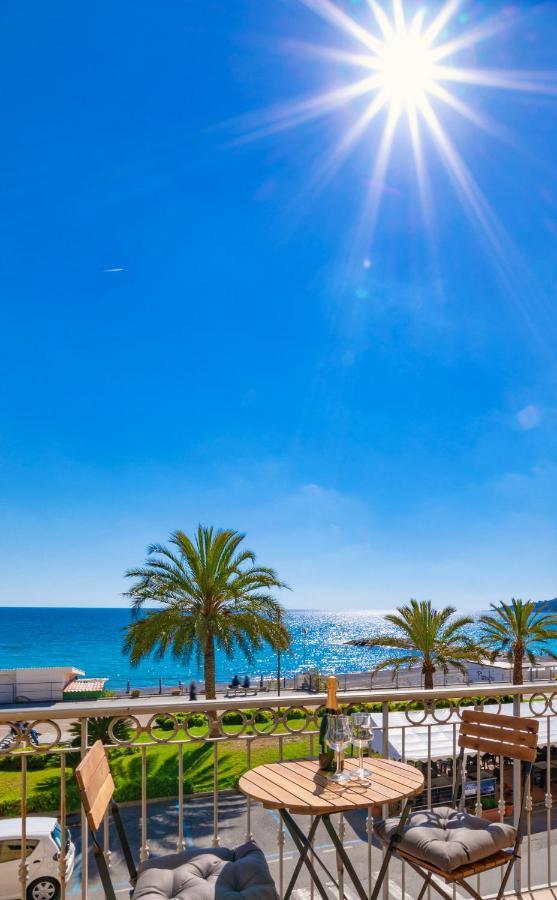 Appartamento Fronte Mare A Ospedaletti By Wonderful Italy 외부 사진